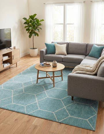7' 10 x 10' Lattice Frieze Rug