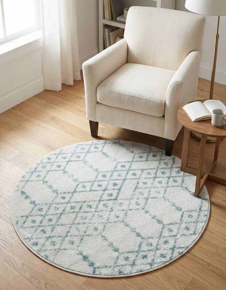 Detail image of 3' x 3' Paxon Trellis Round Rug