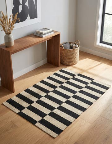 2' 8 x 3' 10 Hand Woven Kilim Modern Wool Rug
