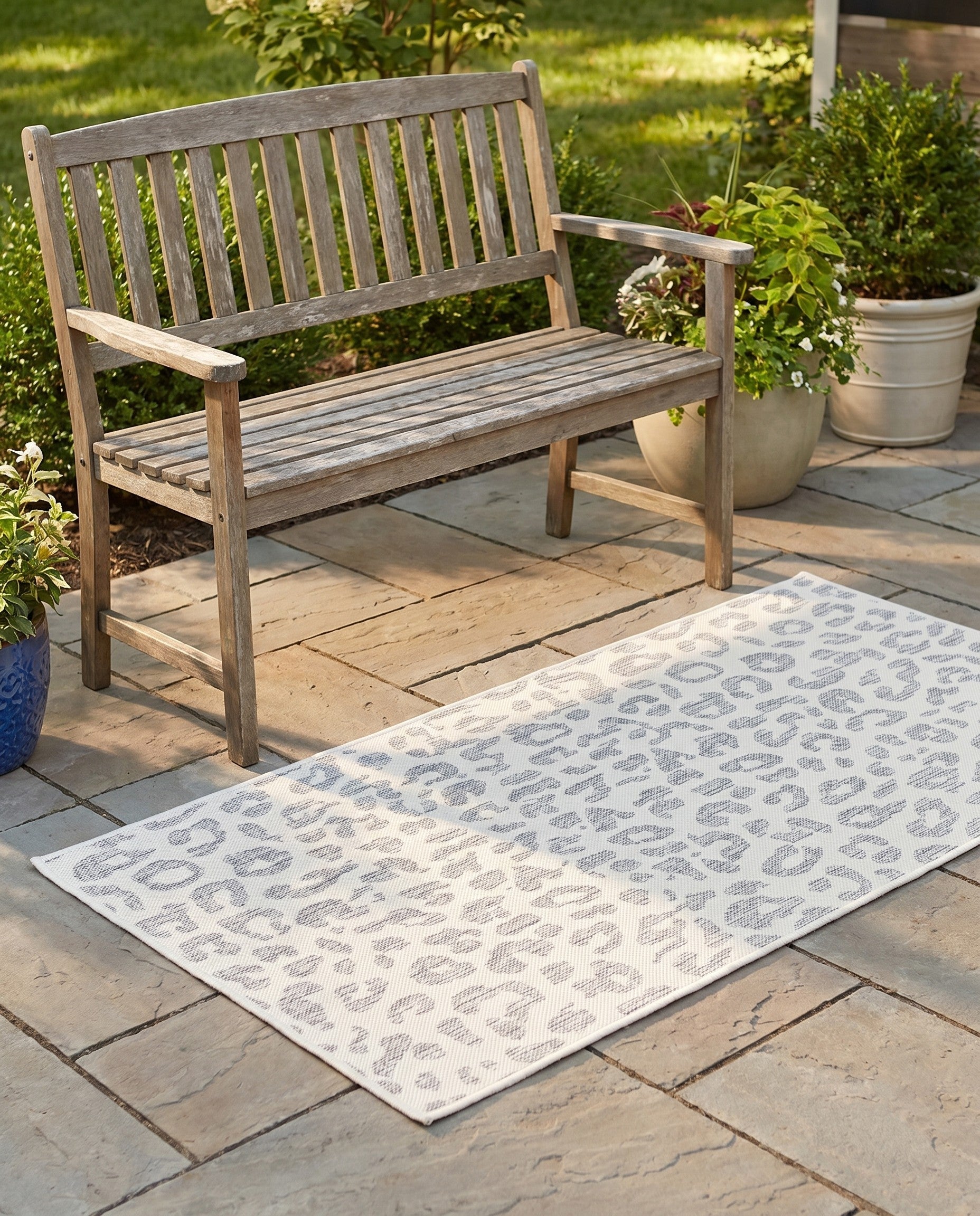 Ivory Gray Easy-Clean Safari Indoor / Outdoor Rug