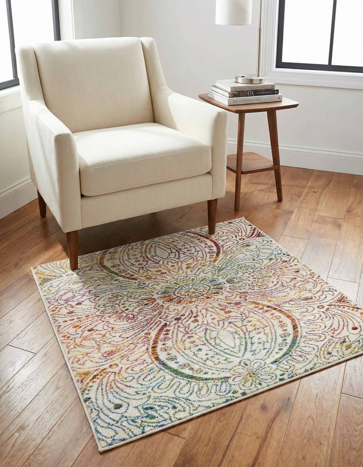 Detail image of 3' 3 x 5' 3 Tuscany Rug