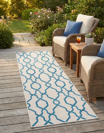 Cream Easy-Clean Haven Indoor / Outdoor Runner Rug