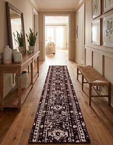 Black and White Oregon Runner Rug