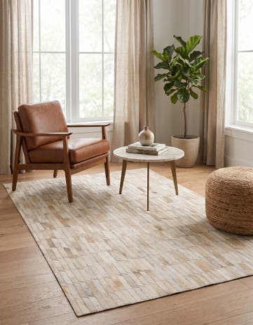 4' 5 x 6' 5 Cowhide Rug