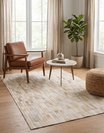 4' 5 x 6' 5 Cowhide Rug