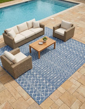 12' x 12' Easy-Clean Lattice Indoor / Outdoor Square Rug