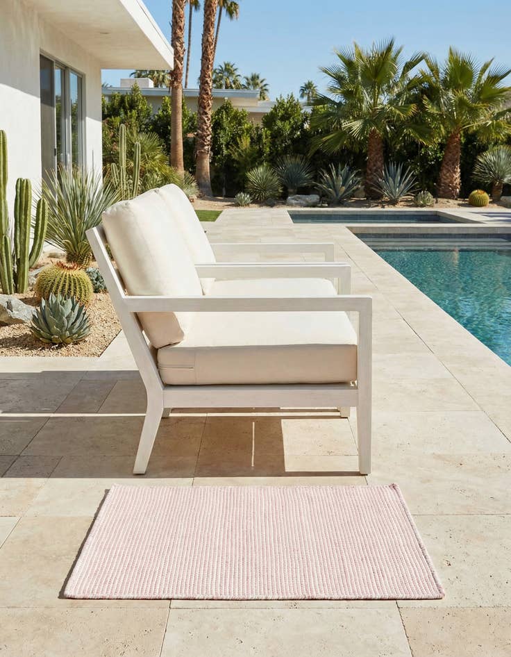 Detail image of  2' 2 x 3' 1  Washable Jill Zarin Palm Springs Indoor / Outdoor Rug