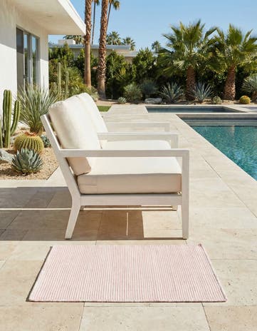 2' 2 x 3' 1 Easy-Clean Jill Zarin Palm Springs Indoor / Outdoor Rug