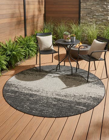 7' 10 x 7' 10 Easy-Clean Modern Indoor / Outdoor Round Rug