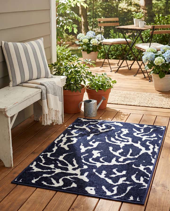 2' x 3' Easy-Clean Sabrina Soto Indoor / Outdoor Rug