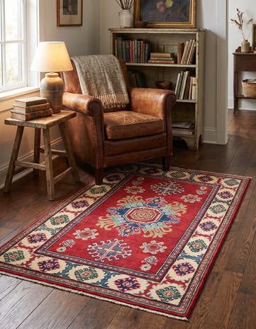 2' 9 x 4' 2 Hand Knotted Kazak Rug