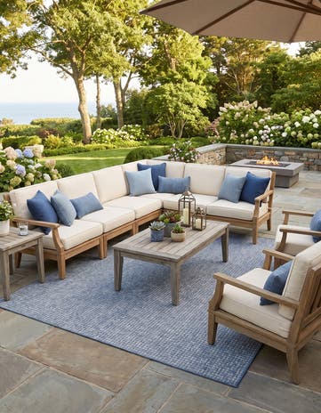 7' 10 x 10' Easy-Clean Checkered Indoor / Outdoor Rug