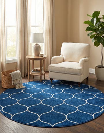 7' x 7' Lattice Frieze Round Rug