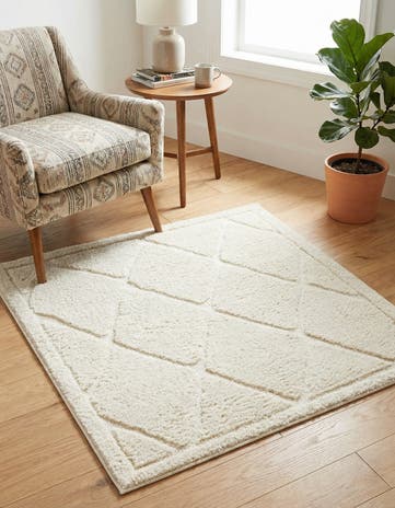 Ivory Lattice Shag Square Rug