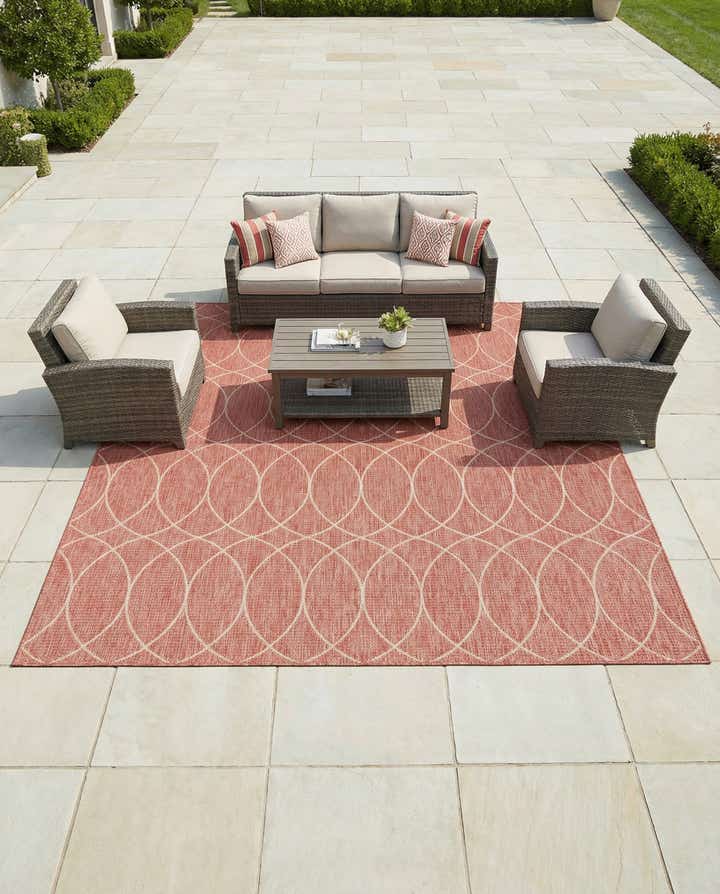 10' x 10' Easy-Clean Lattice Indoor / Outdoor Square Rug