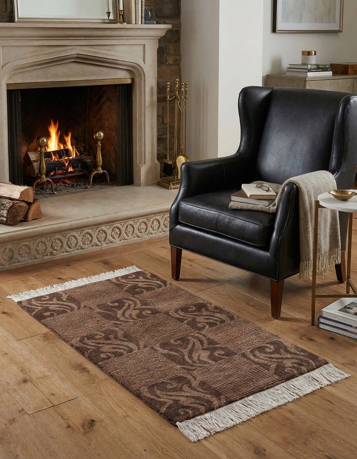 Detail image of 2' 7 x 4' 11 Hand Knotted Darya Wool Rug