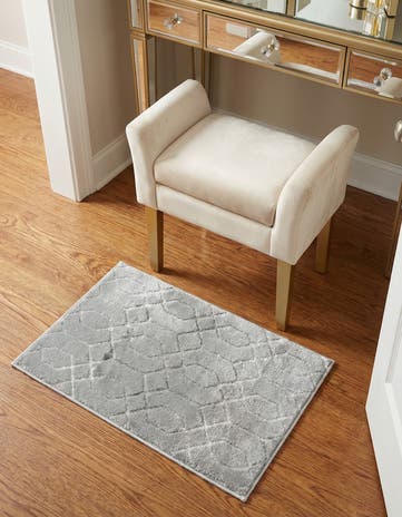 2' x 3' Marilyn Monroe™ Glam Trellis Rug