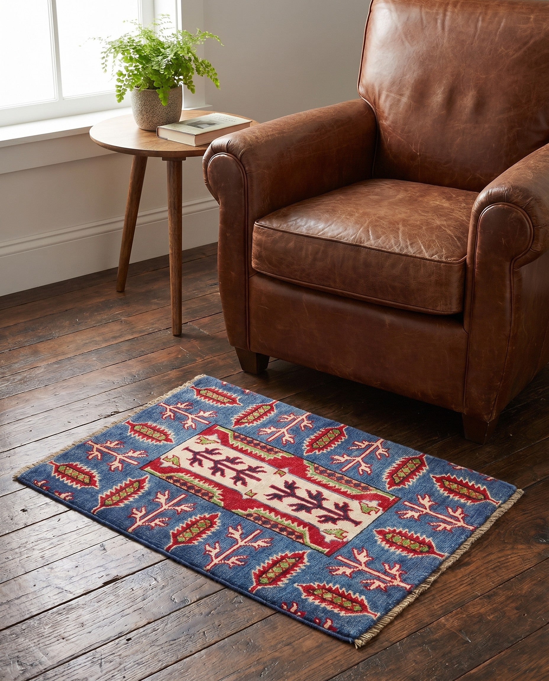 2' x 3' Hand Knotted Kazak Rug