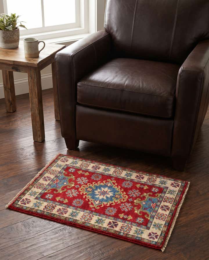 2' x 3' Hand Knotted Kazak Rug