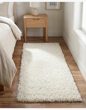 Snow White Solid Shag Runner Rug