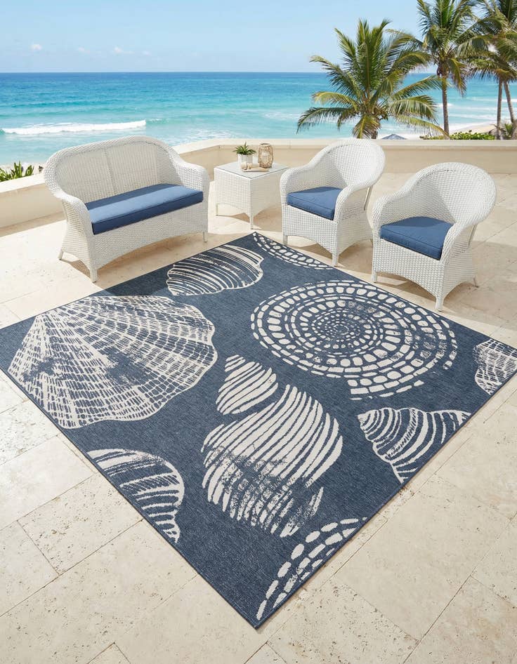 Detail image of 7' 10 x 7' 10  Washable Coastal Indoor / Outdoor Square Rug