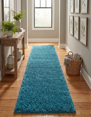 2' 7 x 12' Solid Shag Runner Rug
