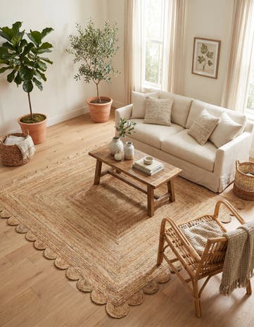Natural Hand Woven Scallop Braided Jute Square Rug