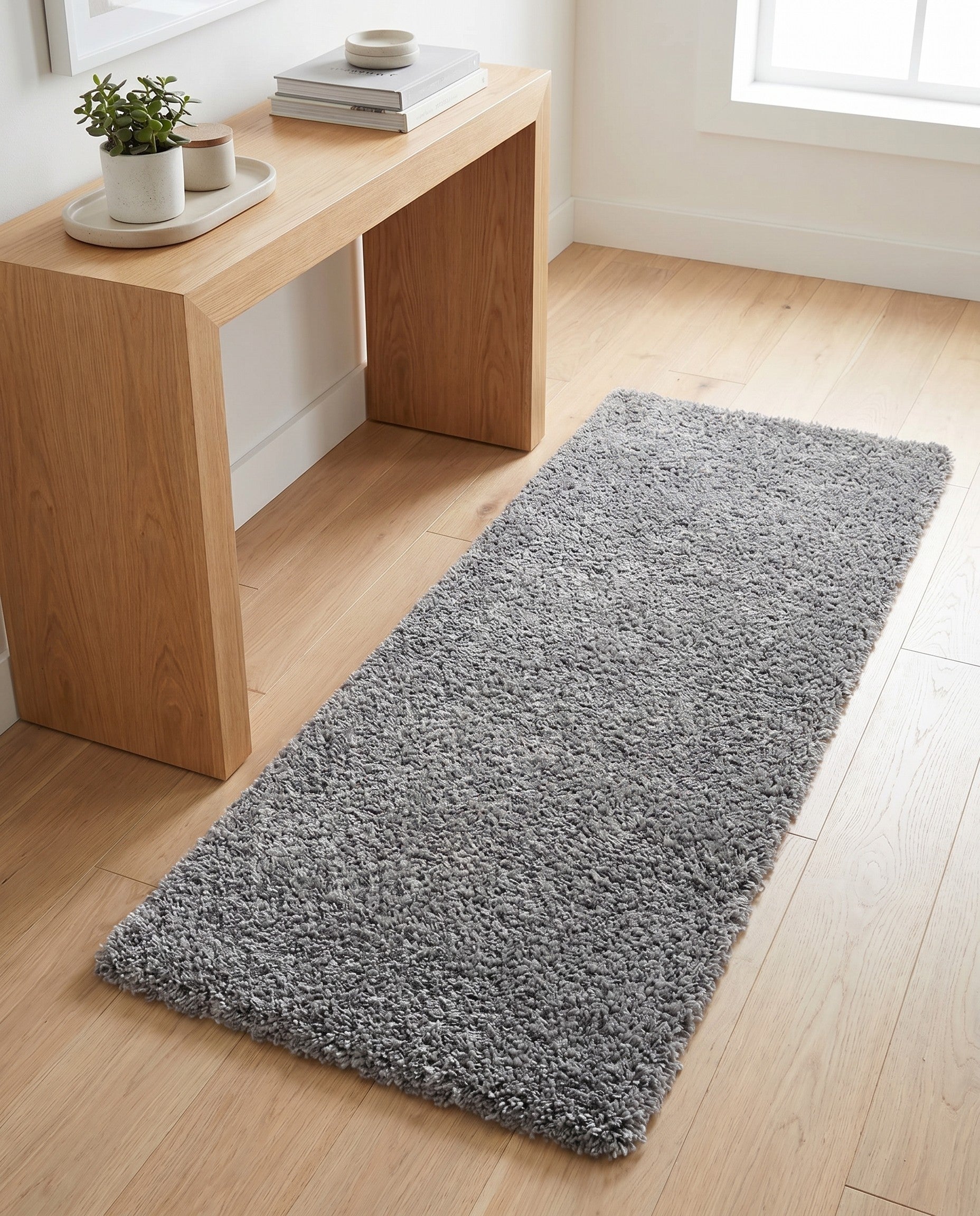 2' x 4' Solid Shag Runner Rug