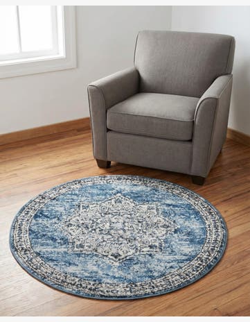 3' 3 x 3' 3 Nyla Round Rug