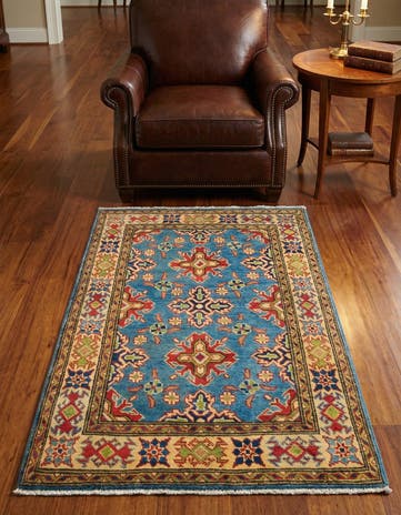 2' 9 x 4' 1 Hand Knotted Kazak Rug