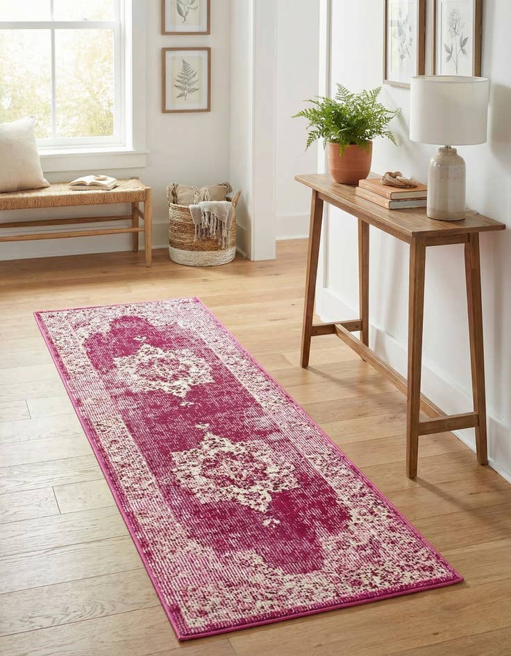 Detail image of 2' 2 x 6' Amulet Runner Rug