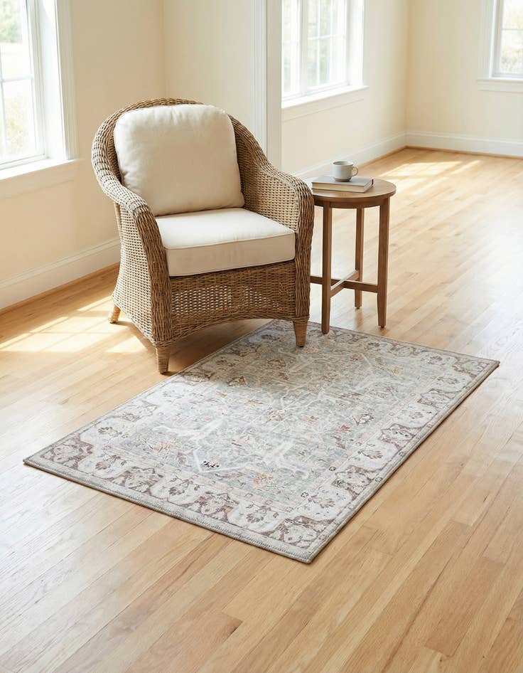 Detail image of 3' 3 x 5' 3 Yara Rug