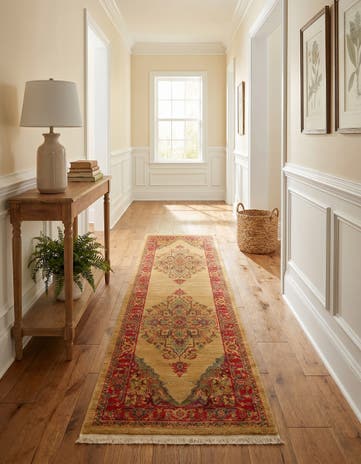 2' 7 x 10' Sara Runner Rug