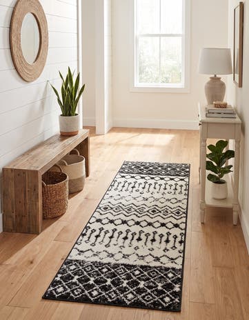 2' x 6' Moroccan Trellis Runner Rug