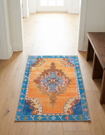 2' x 3' Washable Timeless Rug