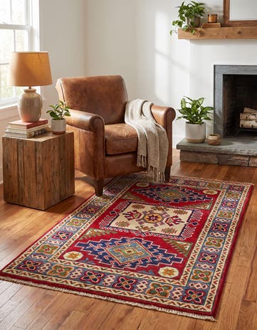 2' 7 x 4' 3 Hand Knotted Kazak Rug