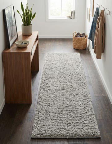 2' 2 x 6' 7 Everyday Shag Runner Rug