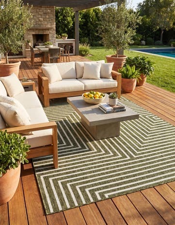 7' 10 x 10' Easy-Clean Modern Indoor / Outdoor Rug