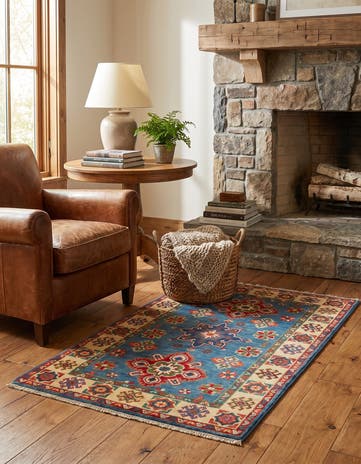 2' 7 x 4' 2 Hand Knotted Kazak Rug