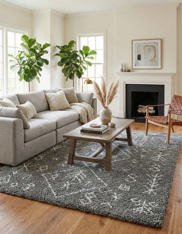 7' 10 x 10' Moroccan Shag Rug