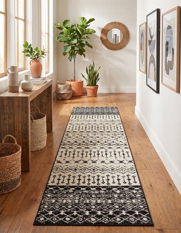 2' 7 x 12' Moroccan Trellis Runner Rug
