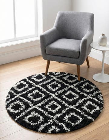 Black and White Lattice Shag Round Rug