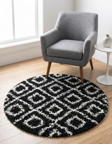 3' 3 x 3' 3 Lattice Shag Round Rug