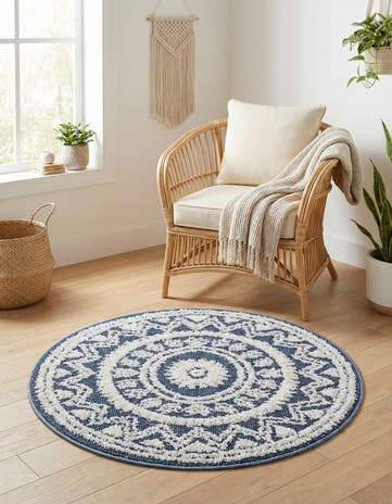 3' 3 x 3' 3 Boho Round Rug