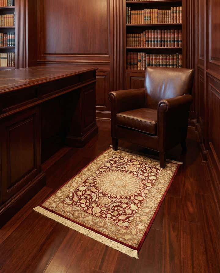 2' 7 x 4' 2 Ghom Silk Rug