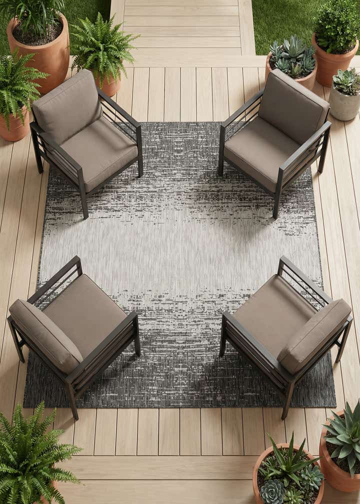 7' 10 x 7' 10 Easy-Clean Modern Indoor / Outdoor Square Rug