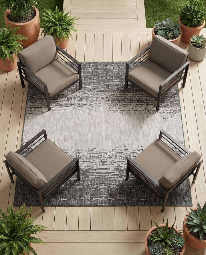7' 10 x 7' 10 Easy-Clean Modern Indoor / Outdoor Square Rug