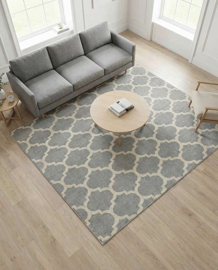7' 10 x 7' 10 Lattice Square Rug