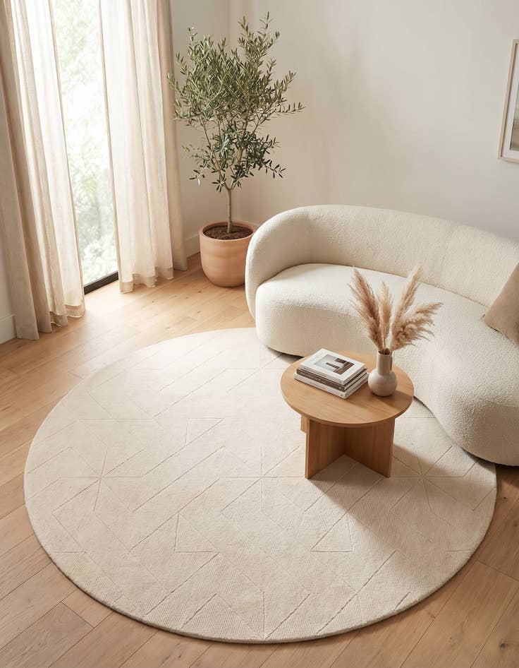 Detail image of 7' 10 x 7' 10 WoolCraft Geometric Round Rug