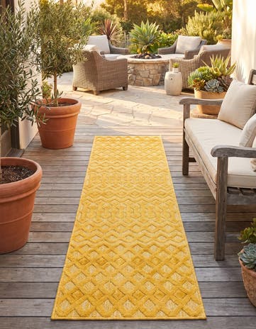 Yellow Easy-Clean Trellis Textured Indoor / Outdoor Runner Rug